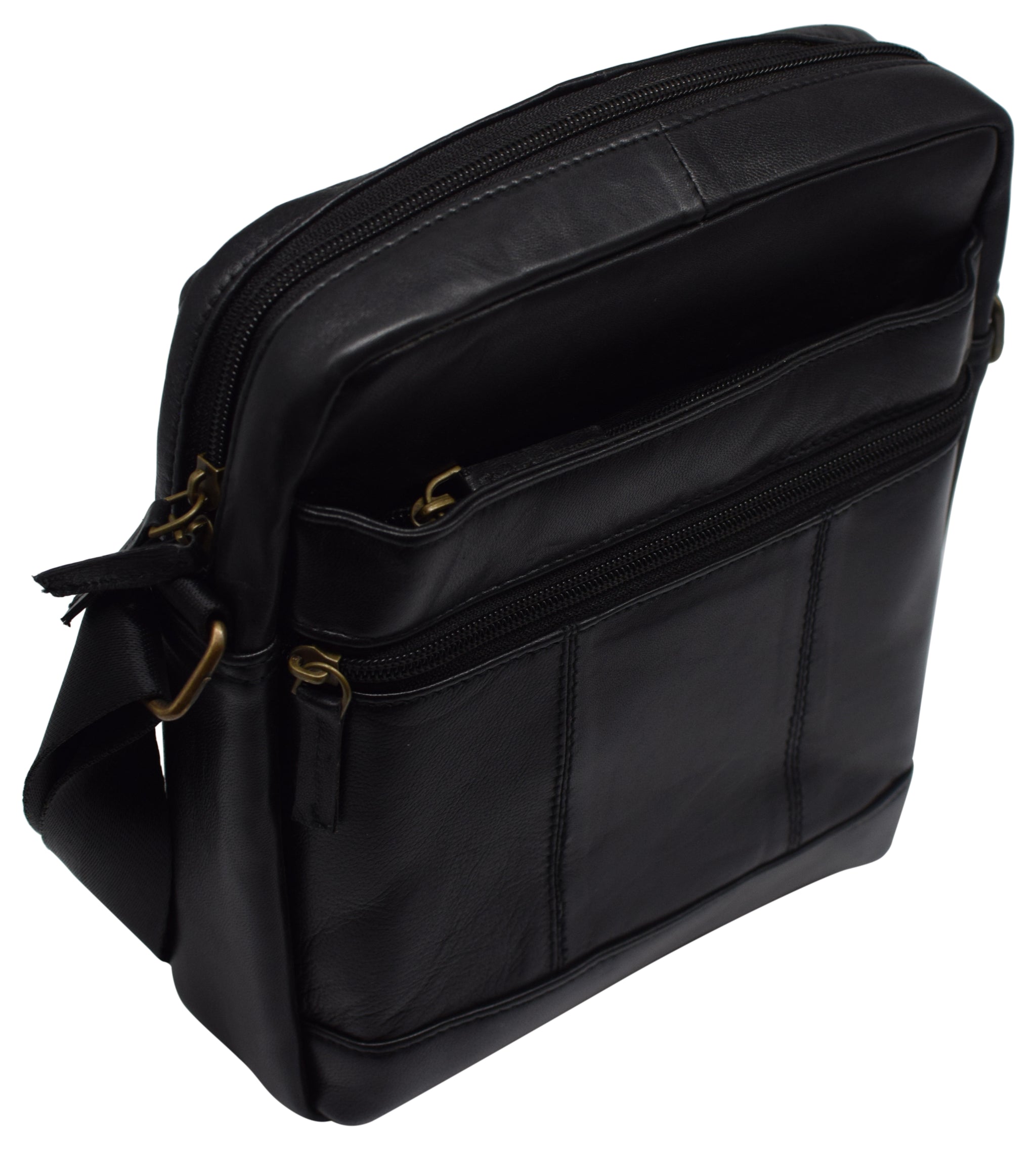 mens Small leather messenger bag | Messenger bag men, Leather messenger, Man  bag